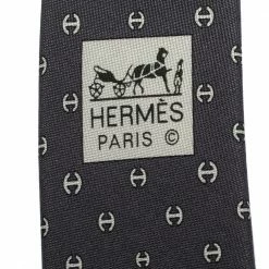 Hermes Grey H Tonneau Print Silk Tie For Men -Deals Hermes Store luxury men hermes new accessories p312956 004