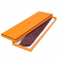 Hermes Hermès Bordeaux Tie 7 Job Interview Silk Tie For Men -Deals Hermes Store luxury men hermes new accessories p503817 004