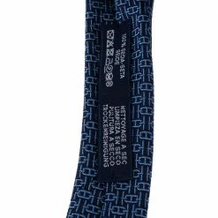 Hermes Hermès Marine Blue 7 Overboard Jacquard Silk Tie For Men -Deals Hermes Store luxury men hermes new accessories p503903 002