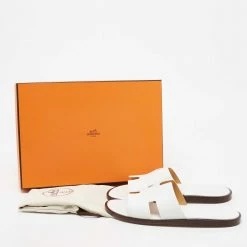 Hermes White Leather Izmir Slide Flats Size 42 For Men -Deals Hermes Store luxury men hermes new shoes p678379 001