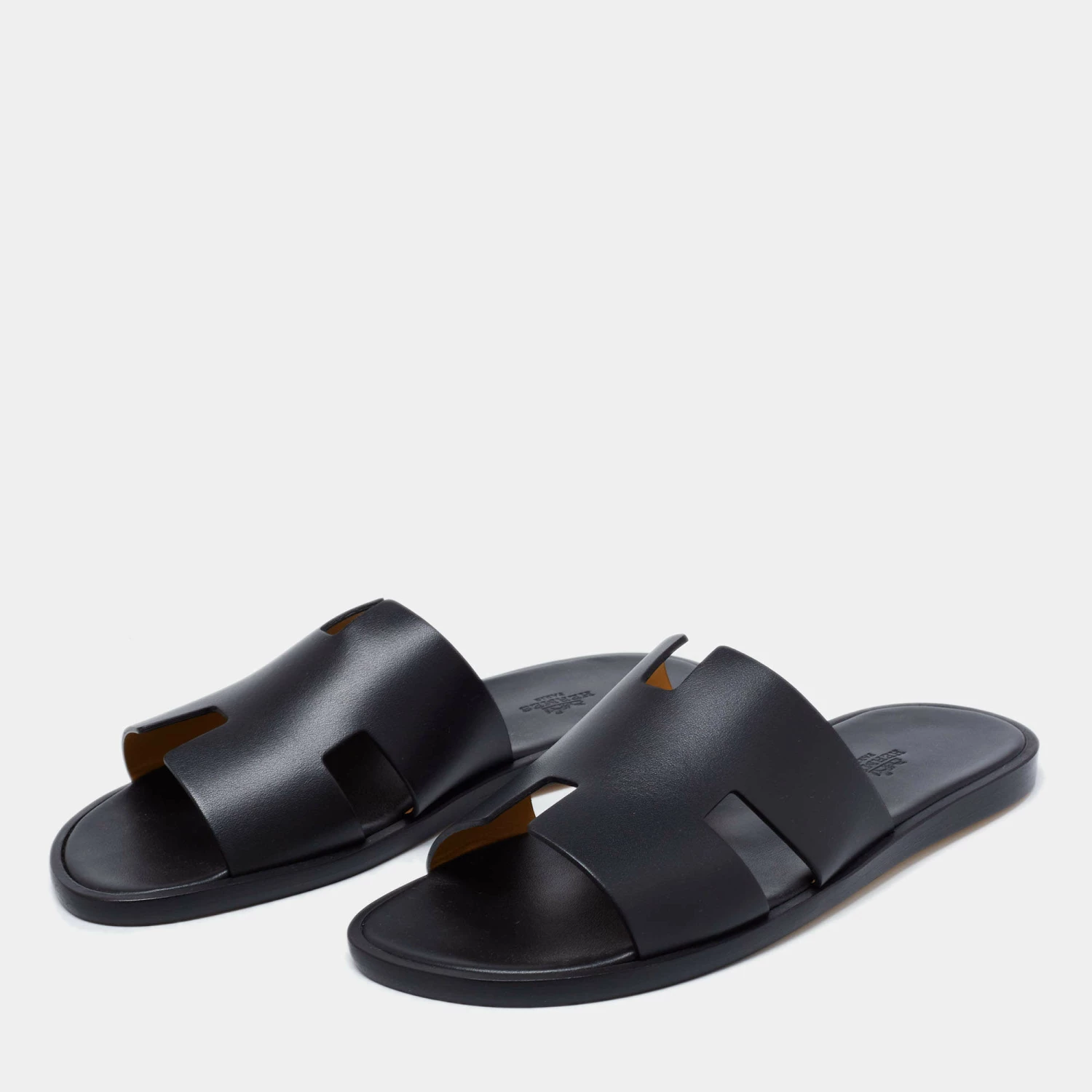 Hermes Black Leather Izmir Slide Sandals Size 40 For Men 4 Hermes Black Leather Izmir Slide Sandals Size 40 For Men - Image 2