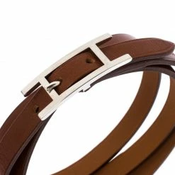 Hermes Hermès Hapi Brown Leather Palladium Plated Wrap Bracelet For Men 12 Hermes Hermès Hapi Brown Leather Palladium Plated Wrap Bracelet For Men -Deals Hermes Store luxury men hermes used accessories p231486 003