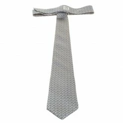 Hermes Hermès Pale Grey Chain Link Print Silk Twill Tie For Men -Deals Hermes Store luxury men hermes used accessories p267505 001