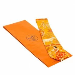 Hermes Hermès Orange Peuple Du Vent Silk Twill Tie For Men -Deals Hermes Store luxury men hermes used accessories p278479 005