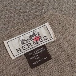 Hermes Grey Cashmere Silk Ribbed Knit Wrap For Men -Deals Hermes Store luxury men hermes used accessories p431859 003