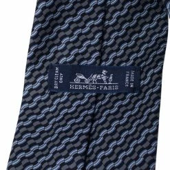 Hermes Hermès Grey & Blue Printed Silk Tie For Men -Deals Hermes Store luxury men hermes used accessories p482937 003