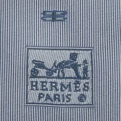 Hermes Grey Pinstripe Patterned Silk Jacquard Tie For Men -Deals Hermes Store luxury men hermes used accessories p577655 004