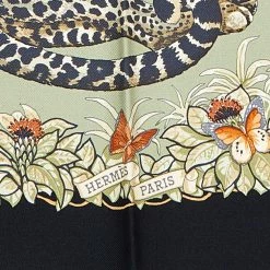 Hermes Hermès Black & Cream Jungle Love Silk Gavroche Scarf For Men -Deals Hermes Store luxury men hermes used accessories p586316 003