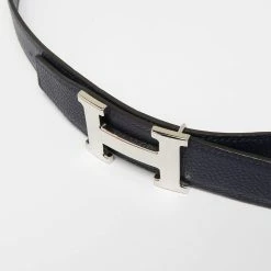 Hermes Black/Bleu Nuit Chamonix And Togo Leather Hammered Finish H Buckle Reversible Belt 100CM For Men 12 Hermes Black/Bleu Nuit Chamonix And Togo Leather Hammered Finish H Buckle Reversible Belt 100CM For Men -Deals Hermes Store luxury men hermes used accessories p654215 008