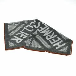 Hermes Sellier Grey Printed Cotton Hermes Sellier Pocket Square For Men 9 Hermes Sellier Grey Printed Cotton Hermes Sellier Pocket Square For Men -Deals Hermes Store luxury men hermes used accessories p87543 003