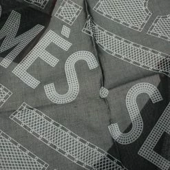 Hermes Sellier Grey Printed Cotton Hermes Sellier Pocket Square For Men 10 Hermes Sellier Grey Printed Cotton Hermes Sellier Pocket Square For Men -Deals Hermes Store luxury men hermes used accessories p87543 004