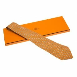 Hermes Orange Sheep And Dog Print Silk Tie For Men -Deals Hermes Store luxury men hermes used accessories p88861 0006