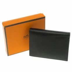 Hermes Black Evergrain Calfskin Leather Bi Fold Wallet For Men 19 Hermes Black Evergrain Calfskin Leather Bi Fold Wallet For Men -Deals Hermes Store luxury men hermes used bags p105470 008