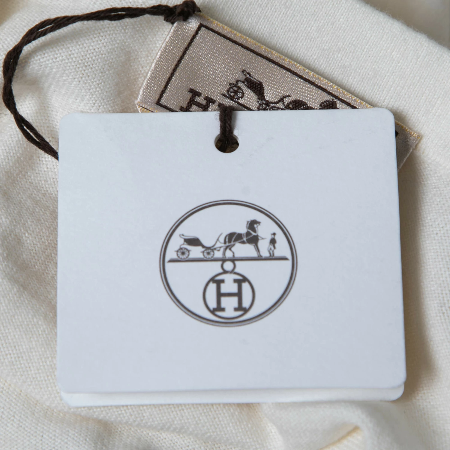 Hermes Cream Cashmere T-Shirt L For Men 10 Hermes Cream Cashmere T-Shirt L For Men - Image 8