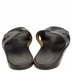 Hermes Dark Brown Leather Izmir Flat Slides Size 44 For Men 14 Hermes Dark Brown Leather Izmir Flat Slides Size 44 For Men -Deals Hermes Store luxury men hermes used shoes p243963 004