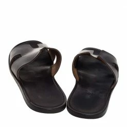 Hermes Dark Brown Leather Izmir Slide Sandals Size 43 For Men 14 Hermes Dark Brown Leather Izmir Slide Sandals Size 43 For Men -Deals Hermes Store luxury men hermes used shoes p391225 008