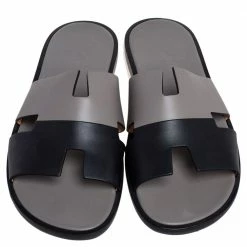 Hermes Grey/Black Leather Izmir Sandals Size 43 For Men -Deals Hermes Store luxury men hermes used shoes p486275 007