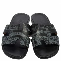 Hermes Black Ferronnerie Print Leather Izmir Flat Sandals Size 45 For Men -Deals Hermes Store luxury men hermes used shoes p556757 007