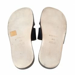 Hermes Hermés Dark Blue Leather Izmir Flat Slides Size 42.5 For Men 15 Hermes Hermés Dark Blue Leather Izmir Flat Slides Size 42.5 For Men -Deals Hermes Store luxury men hermes used shoes p564916 004
