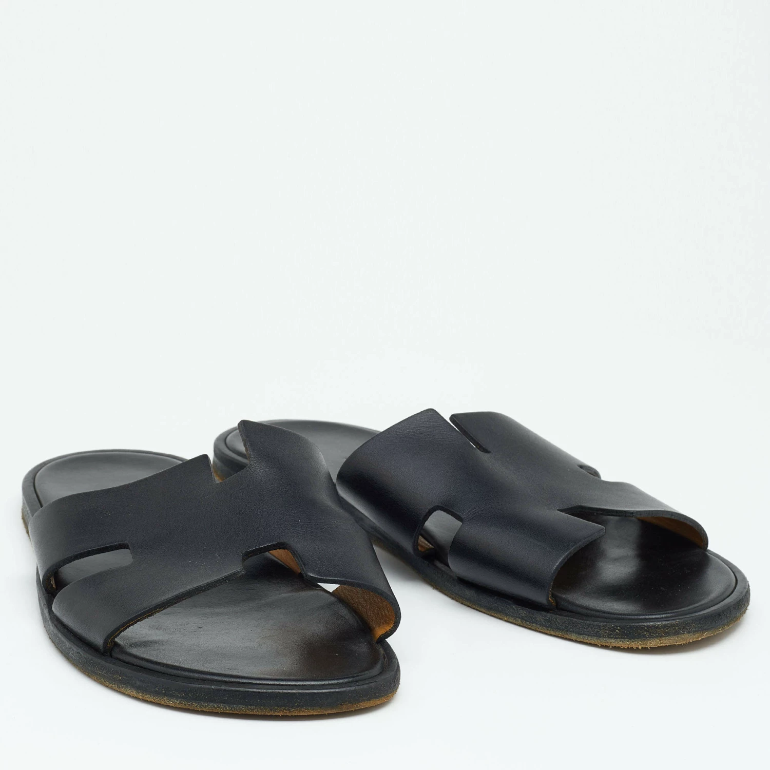 Hermes Black Leather Izmir Slide Sandals Size 43 For Men 6 Hermes Black Leather Izmir Slide Sandals Size 43 For Men - Image 4