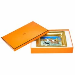 Hermes Cheval D'Orient Porcelain Change Tray For Unisex -Deals Hermes Store luxury unisex hermes used home decor and accessories p476698 005