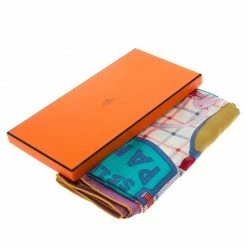 Hermes Green And Purple Cashmere And Silk Tatersale Square Scarf For Women 10 Hermes Green And Purple Cashmere And Silk Tatersale Square Scarf For Women -Deals Hermes Store luxury women hermes new accessories p99612 005