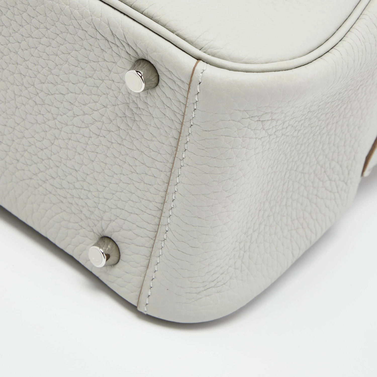 Hermes Hermès Gris Perle Taurillon Clemence Leather Palladium Finish Mini Lindy Bag For Women 14 Hermes Hermès Gris Perle Taurillon Clemence Leather Palladium Finish Mini Lindy Bag For Women - Image 12