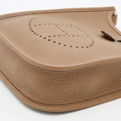 Hermes Beige De Weimar Taurillion Maurice Leather Evelyne TPM Bag For Women -Deals Hermes Store luxury women hermes new handbags p677946 004