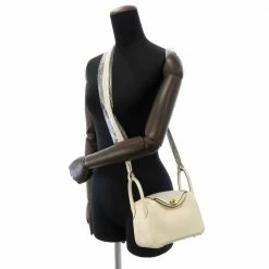 Hermes White Taurillon Clemence Leather Mini Lindy 20 Shoulder Bag For Women -Deals Hermes Store luxury women hermes new handbags p680036 003