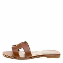 Hermes Brown Leather Oran Flat Sandals Size 39 For Women 11 Hermes Brown Leather Oran Flat Sandals Size 39 For Women -Deals Hermes Store luxury women hermes new shoes p138439 002