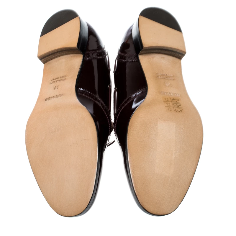 Hermes Burgundy Patent Leather Brogue Loafers Size 39 For Women 8 Hermes Burgundy Patent Leather Brogue Loafers Size 39 For Women - Image 6