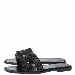 Hermes Black Crystal Embellished Leather Oran Flat Sandals Size 36.5 For Women -Deals Hermes Store luxury women hermes new shoes p325549 002