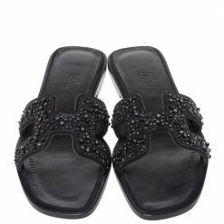 Hermes Black Crystal Embellished Leather Oran Flat Sandals Size 36.5 For Women -Deals Hermes Store luxury women hermes new shoes p325549 003