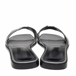 Hermes Metallic Silver Leather Oran Flat Sandals Size 38 For Women -Deals Hermes Store luxury women hermes new shoes p496730 003