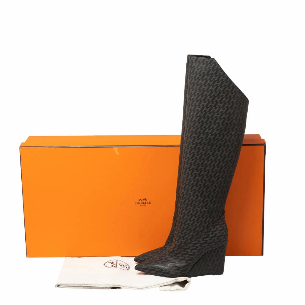Hermes Grey/Black Monogram Leather Wedge Over The Knee Boots Size 37 For Women 10 Hermes Grey/Black Monogram Leather Wedge Over The Knee Boots Size 37 For Women - Image 8