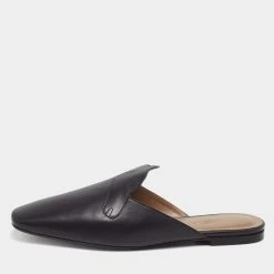 Hermes Hermès Black Leather Pointed Toe Mule Size 38 For Women