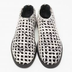 Hermes Grey/Black Leather Cavalcadour Print Braided Silk Oxygene Sneakers Size 39 For Women 13 Hermes Grey/Black Leather Cavalcadour Print Braided Silk Oxygene Sneakers Size 39 For Women -Deals Hermes Store luxury women hermes new shoes p653741 1654669353 004