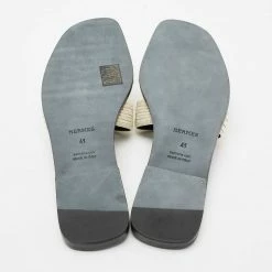 Hermes Metallic Pale Gold Twisted Metal Thread Oran Sandals Size 41 For Women 16 Hermes Metallic Pale Gold Twisted Metal Thread Oran Sandals Size 41 For Women -Deals Hermes Store luxury women hermes new shoes p680887 007