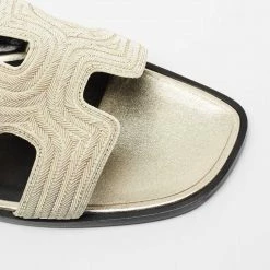 Hermes Metallic Pale Gold Twisted Metal Thread Oran Sandals Size 41 For Women 17 Hermes Metallic Pale Gold Twisted Metal Thread Oran Sandals Size 41 For Women -Deals Hermes Store luxury women hermes new shoes p680887 008