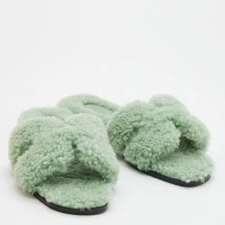 Hermes Mint Green Shearling Fur Oran Flat Sandals Size 38 For Women -Deals Hermes Store luxury women hermes new shoes p684695 005