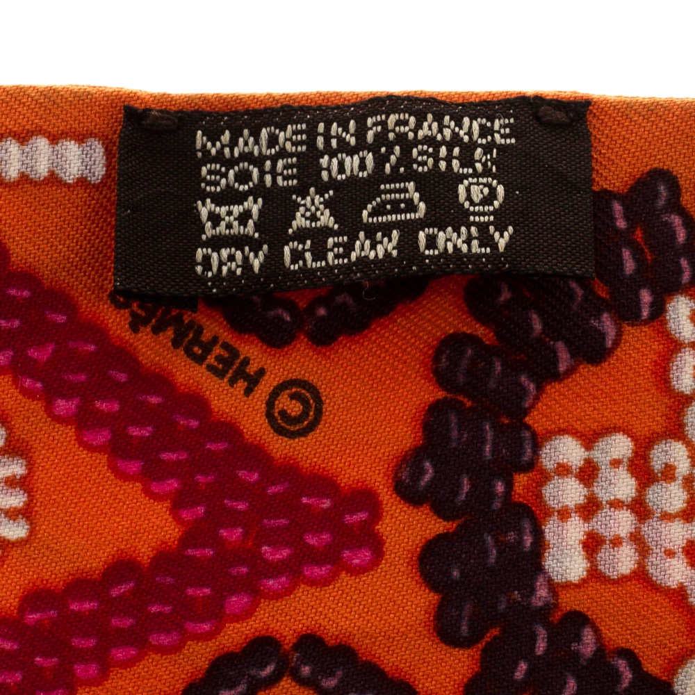 Hermes Orange Kelly En Perles Silk Twilly Scarf For Women 6 Hermes Orange Kelly En Perles Silk Twilly Scarf For Women - Image 4