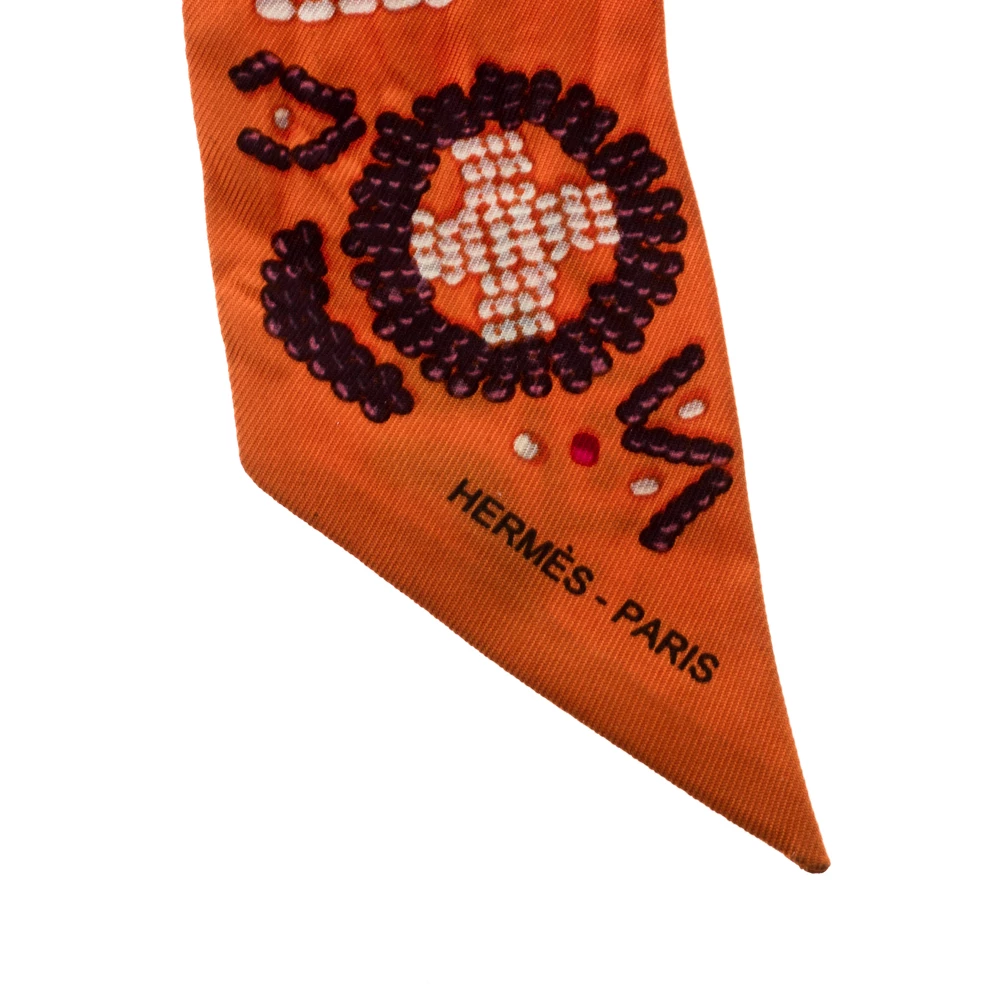 Hermes Orange Kelly En Perles Silk Twilly Scarf For Women 7 Hermes Orange Kelly En Perles Silk Twilly Scarf For Women - Image 5