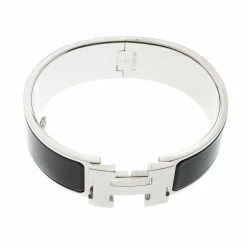 Hermes Clic Clac H Black Enamel Palladium Plated Wide Bracelet GM For Women -Deals Hermes Store luxury women hermes used accessories p147649 005