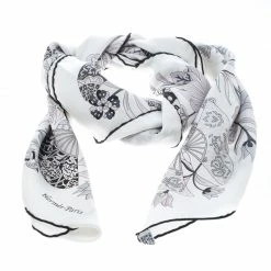 Hermes Off White Fleurs Et Papillons De Tissus Printed Silk Square Scarf For Women -Deals Hermes Store luxury women hermes used accessories p148088 0003