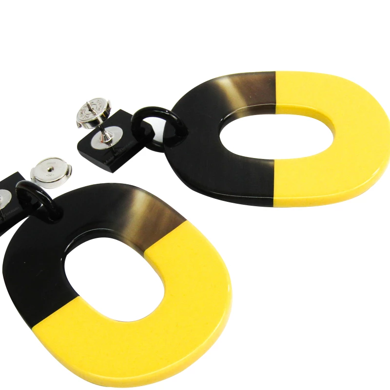 Hermes Isthme Two Tone Lacquer Buffalo Horn Drop Earrings For Women 4 Hermes Isthme Two Tone Lacquer Buffalo Horn Drop Earrings For Women - Image 2
