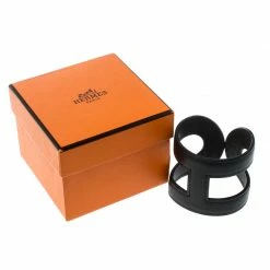 Hermes Ano Black Leather Adjustable Cuff Bracelet For Women 15 Hermes Ano Black Leather Adjustable Cuff Bracelet For Women -Deals Hermes Store luxury women hermes used accessories p167270 007