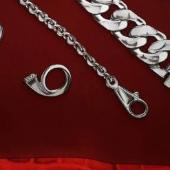 Hermes Maroon Chaines Et Gourmettes Printed Silk Square Scarf For Women 10 Hermes Maroon Chaines Et Gourmettes Printed Silk Square Scarf For Women -Deals Hermes Store luxury women hermes used accessories p169320 005