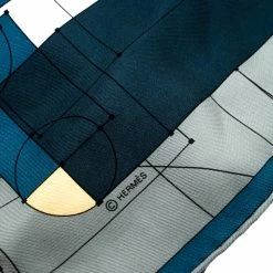 Hermes Multicolor Echec Au Roi Printed Silk Square Scarf For Women 11 Hermes Multicolor Echec Au Roi Printed Silk Square Scarf For Women -Deals Hermes Store luxury women hermes used accessories p174705 003