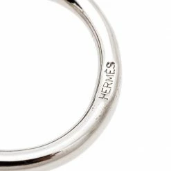 Hermes Palladium Plated Jumbo Hook Scarf Ring For Women 16 Hermes Palladium Plated Jumbo Hook Scarf Ring For Women -Deals Hermes Store luxury women hermes used accessories p195552 007