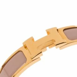 Hermes Clic Clac H Blush Pink Enamel Gold Plated Narrow Bracelet PM For Women -Deals Hermes Store luxury women hermes used accessories p209001 002
